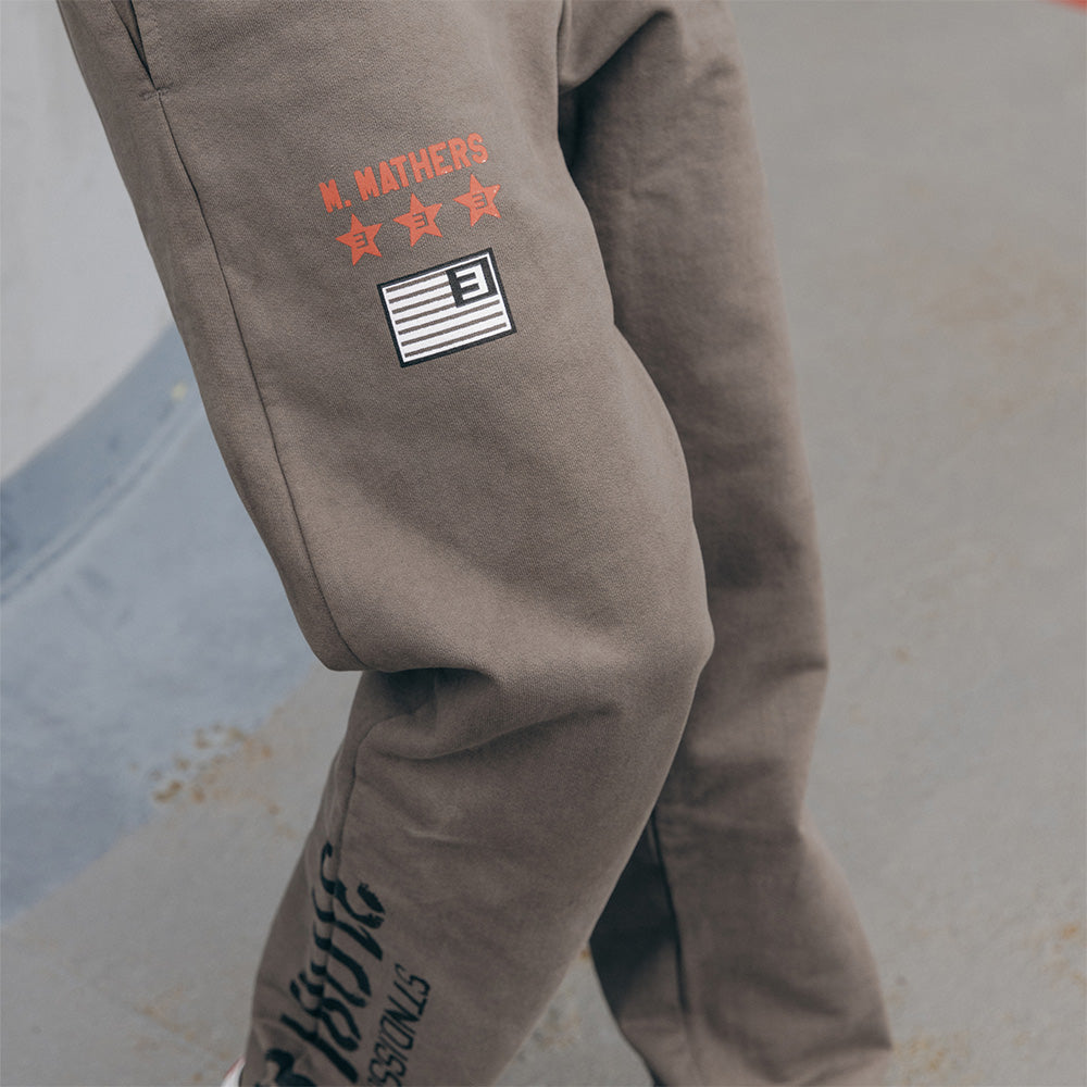 Leg print detail with flag patch on the bungee cord Eminem Kamikaze sweatpants