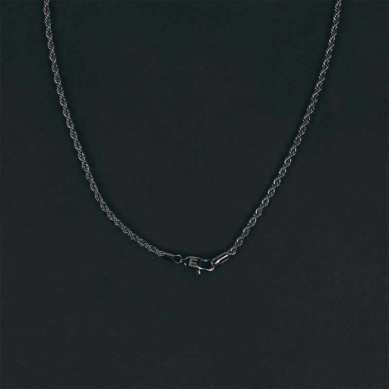 Chain and clasp detail from the Eminem Recovery diamond pendant necklace