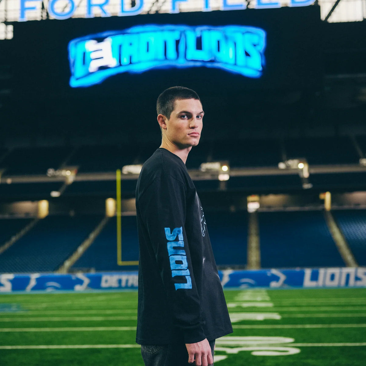 Full-length view of the Eminem x Detroit Lions Silhouette long sleeve with blue sleeve prints
